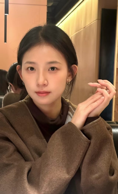 小曼的第一张照片--武汉上门女婿服务网